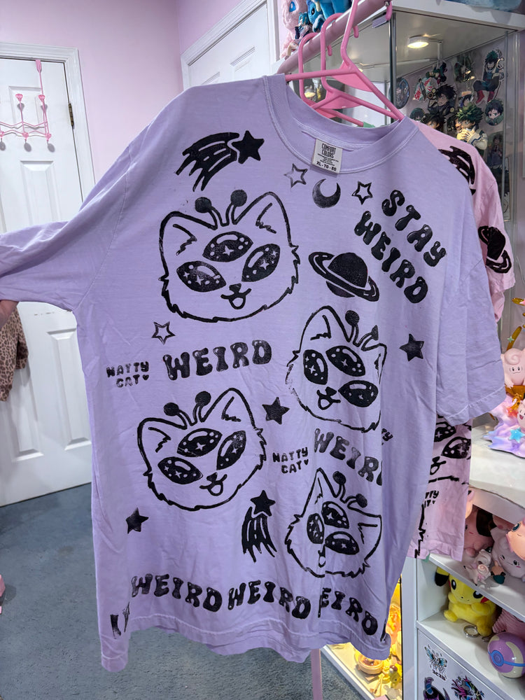 STAY WEIRD Pastel Purple & Black Alien Kitty Shirt - XL