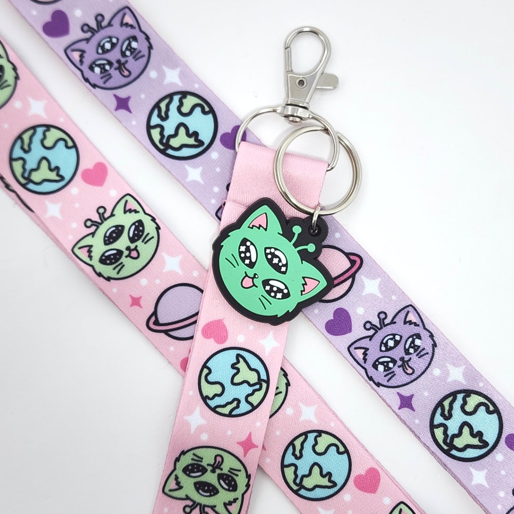 
            
                Load image into Gallery viewer, Alien Kitty Lanyard
            
        